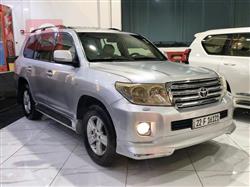 تويوتا لاندكروزر